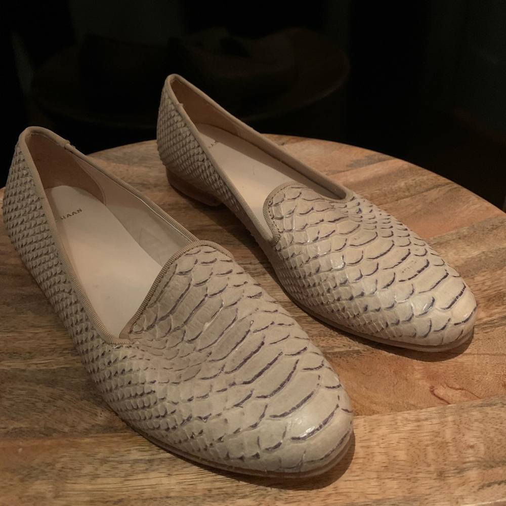 Cole Haan Leather flats